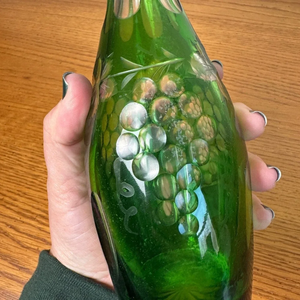 Nachtmann Traube Emerald Green Cut Glass Decanter‎ Grape Leaf Design